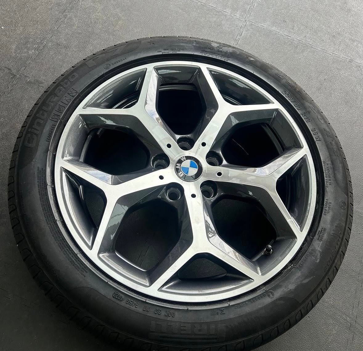 BMW alloy wheel after - Diamond cut full refurbishment - Epsom