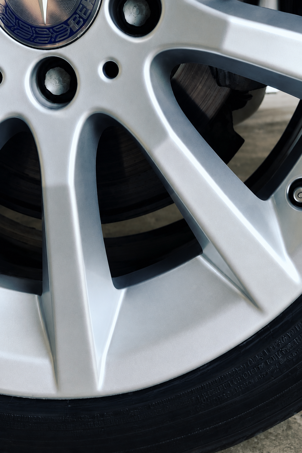 BMW alloy wheel after - Smart repair - Kerb damage repaired
